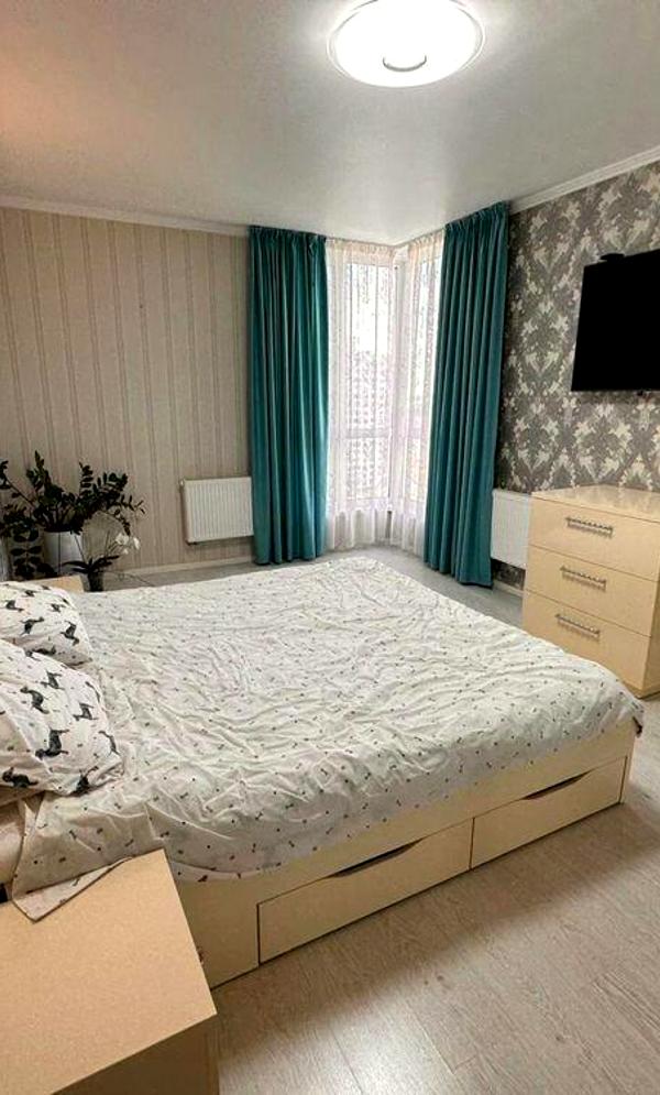 Fully Furnished Apartment with Modern Design and Amenities