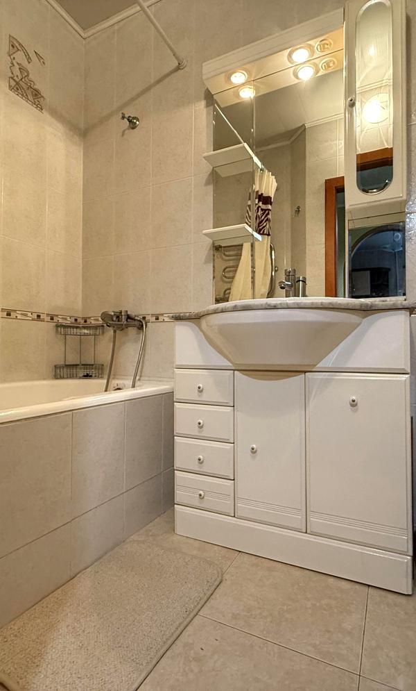 2-Room Apartment with Separate Rooms and Balcony