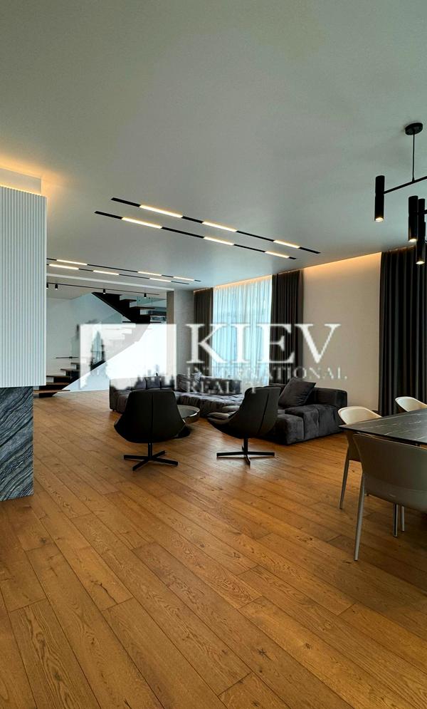 Luxury Duplex Penthouse with Panoramic Dnipro View in Novopecherski Lipki Complex