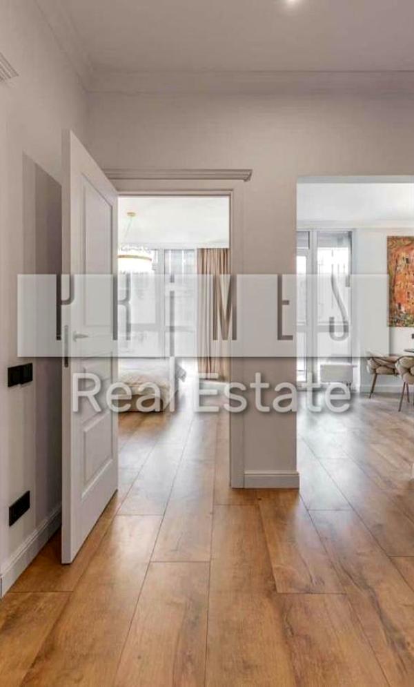Luxury Apartment in French Quarter 2 Residential Complex, Pechersk District