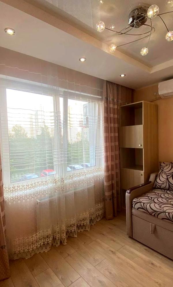 1-Bedroom Apartment on Zakrevskogo Street, Fully Equipped