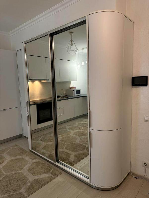 Fully Furnished Modern Apartment in Kyiv