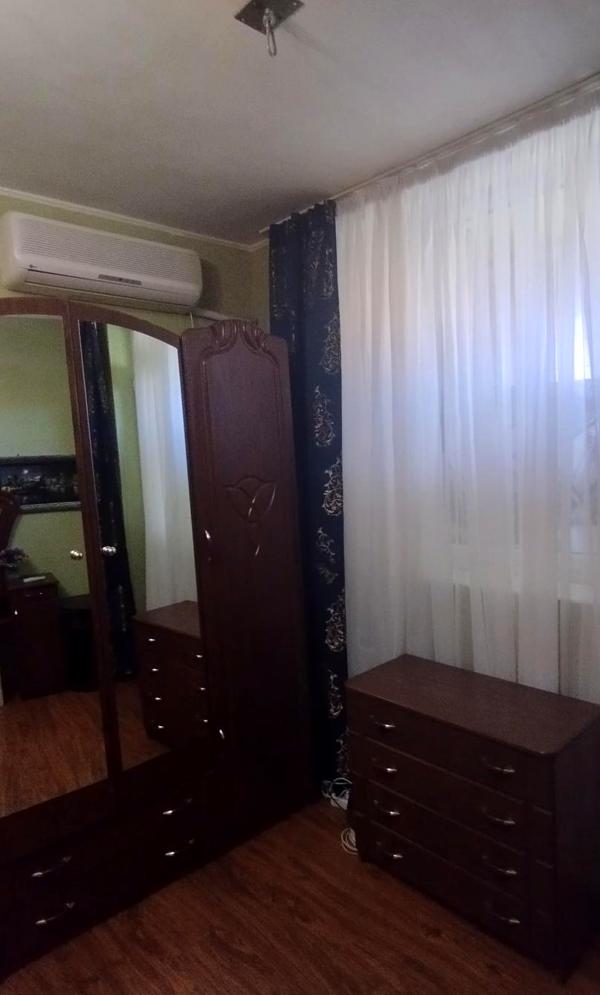Spacious one-room apartment in Uzhgorod, Legotskogo Street