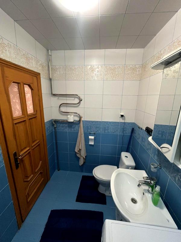 Spacious 1-Room Apartment near Market with Full Amenities