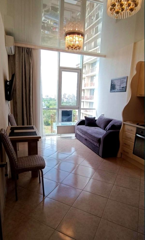1-Bedroom Apartment in Arcadia, Available for One Year