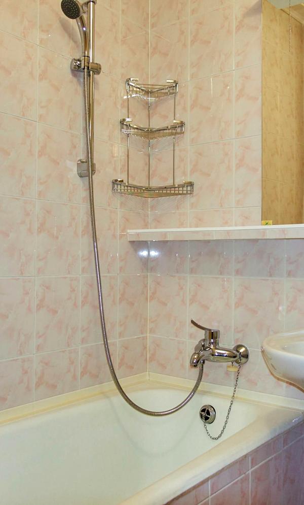 Просторная сталинка с 3 спальнями рядом с Крещатиком