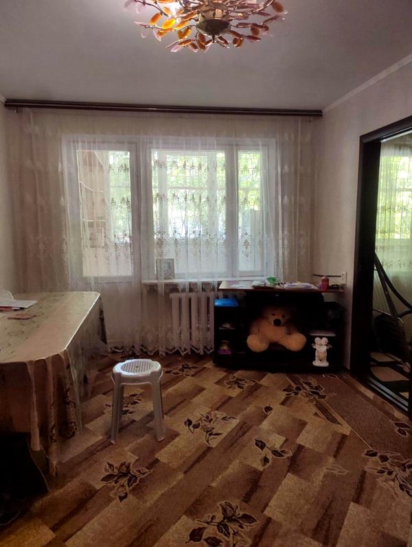 Two separate rooms apartment with balcony, suitable for families