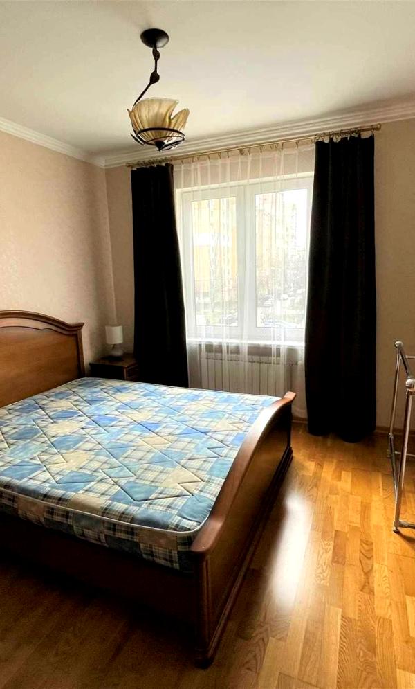 Spacious 2-room apartment near Minska metro with excellent infrastructure