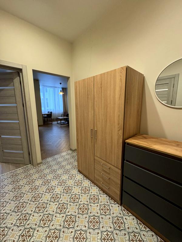 1-Bedroom Apartment with Kitchen Studio in Park Tower Complex