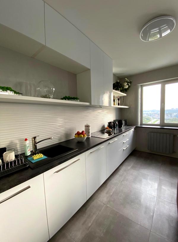 Modern VIP Level Apartment with Scenic City View