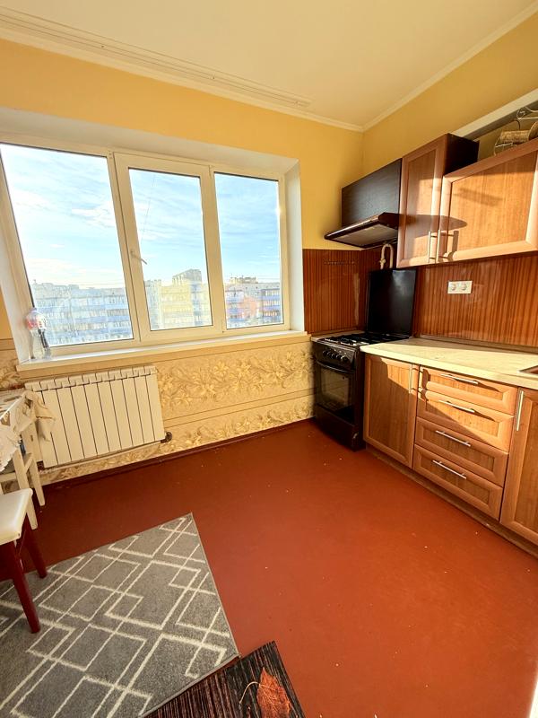 Furnished Apartment with Modern Amenities and City View