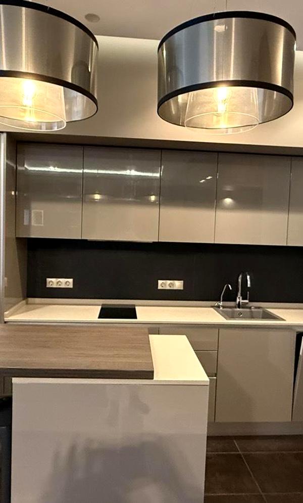 High-tech apartment in PecherSky complex near Druzhby Narodiv metro