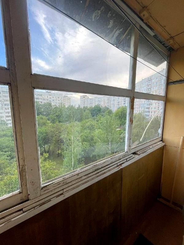 Spacious Apartment near Saltivsky Prospect
