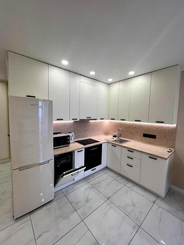 1-bedroom apartment in Varshavsky residential complex with modern amenities