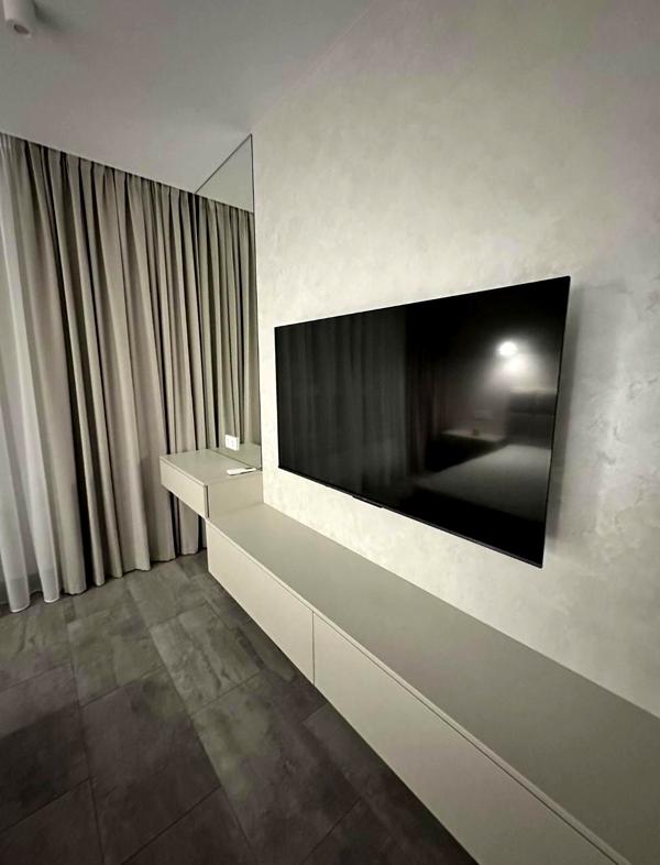 1-Bedroom Apartment in Lagom Complex near Pobeda, with Modern Design
