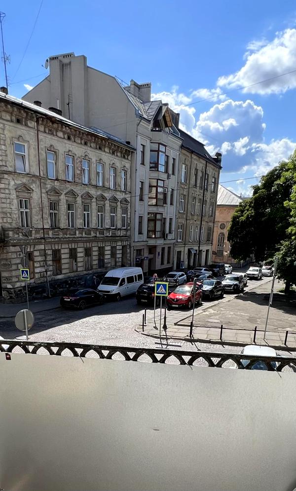 City Center Apartment with Designer Renovation and Modern Amenities