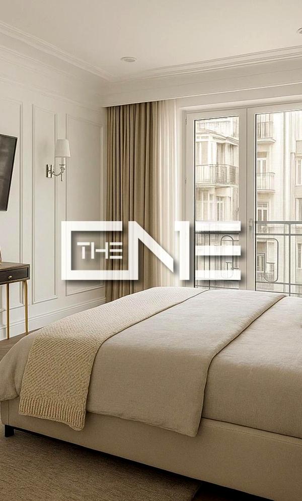 Premium Two-Bedroom Apartment near Khreshchatyk with Panoramic Views