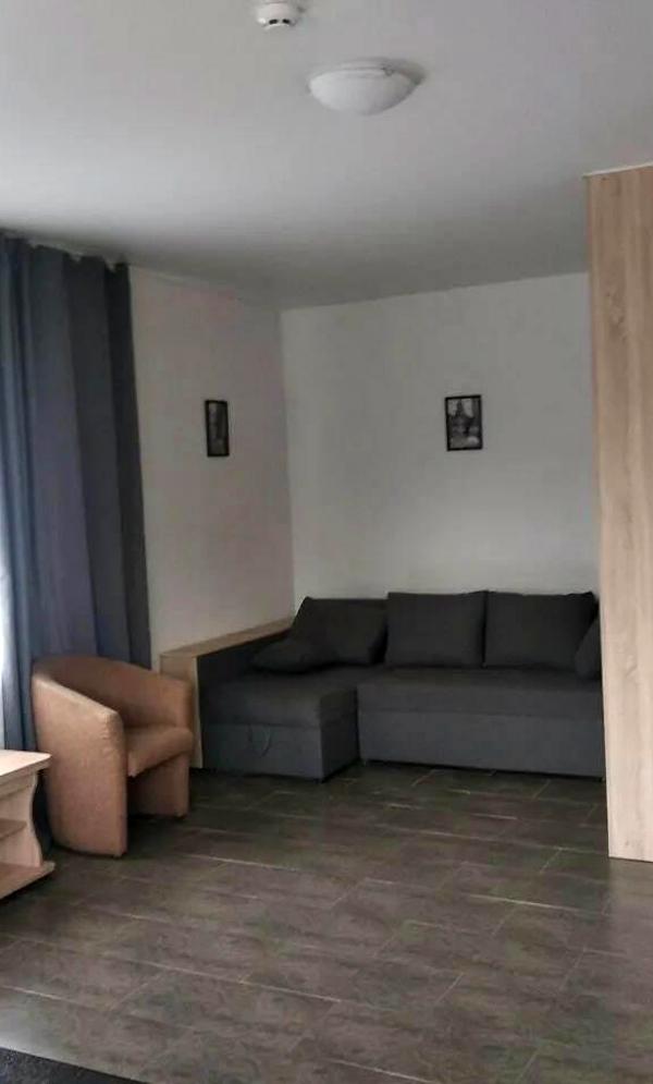 1-Room Studio Apartment in Center with Balcony