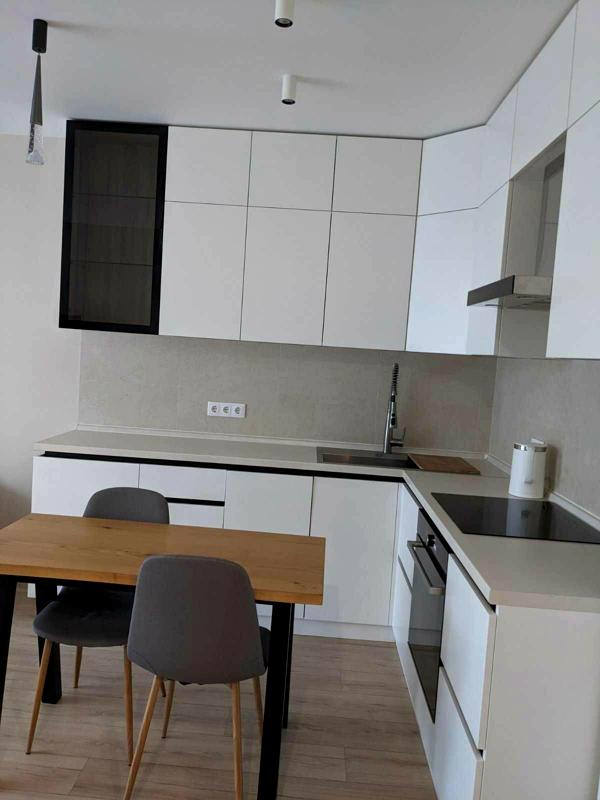 Modern Studio Apartment in French Quarter Complex, Kyiv City Center