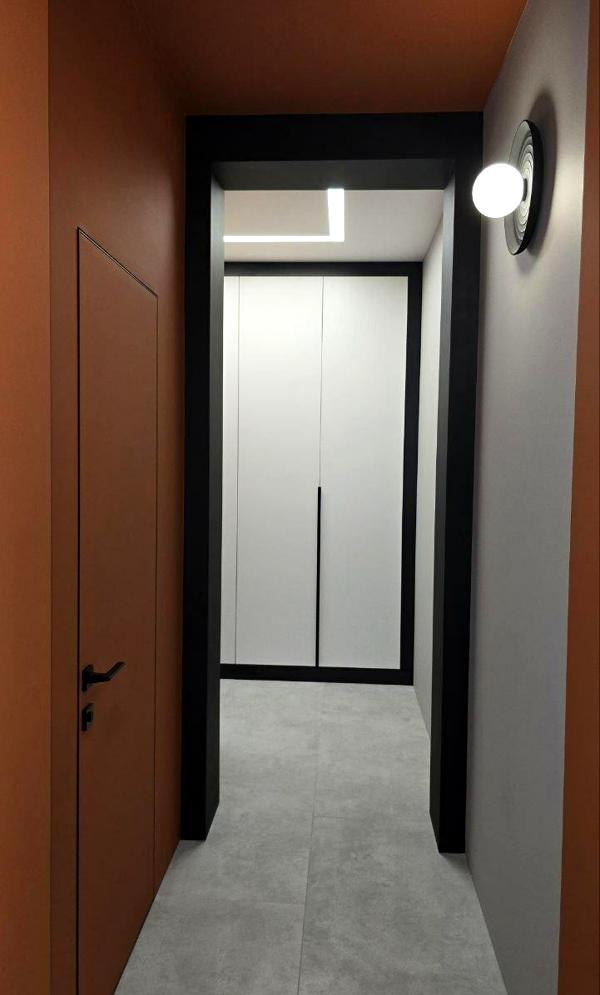 2-Bedroom Apartment with Designer Renovation near Olympic Stadium