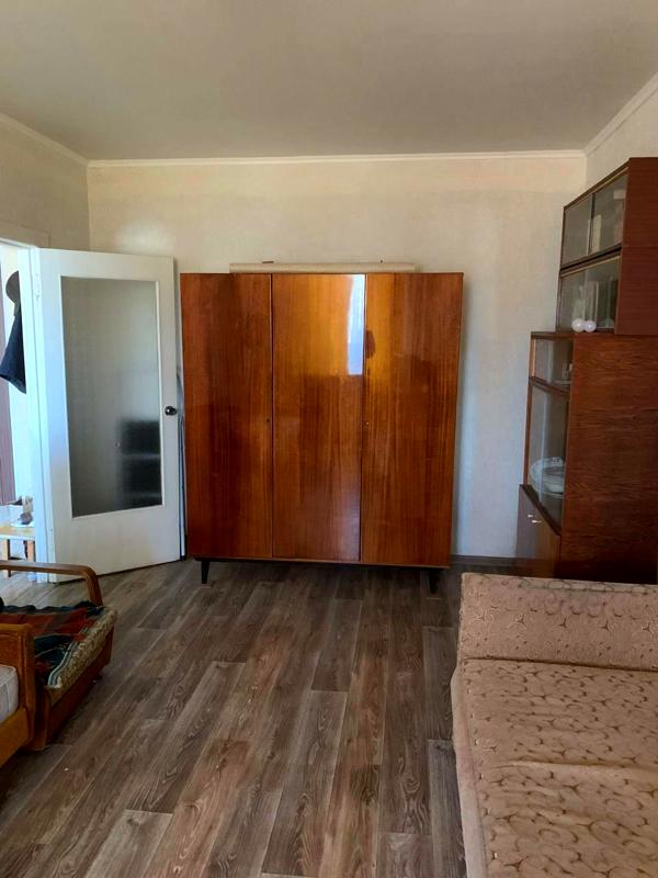 Fully equipped apartment with Wi-Fi and appliances