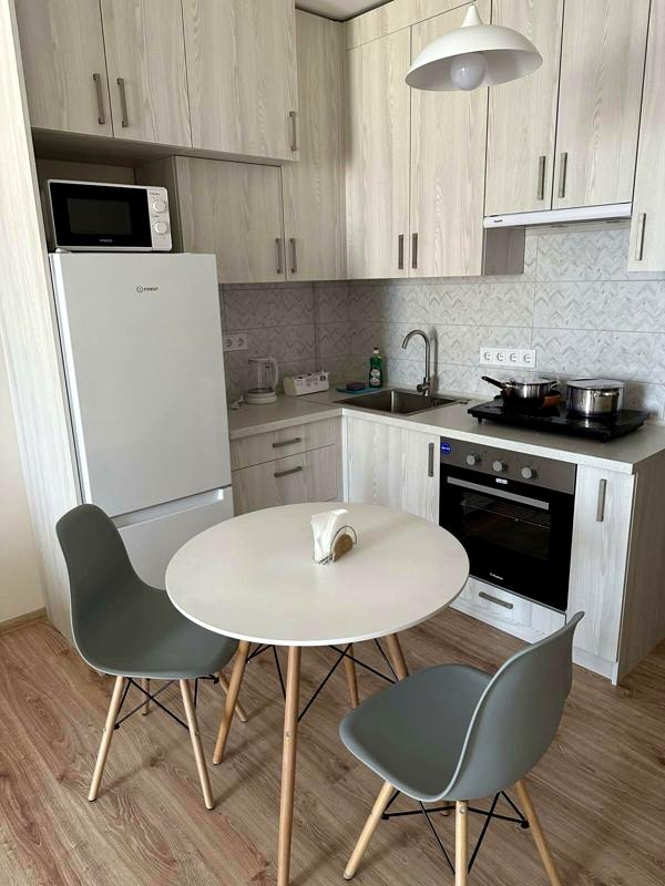 Modern Studio Apartment in Shevchenkivskyi District