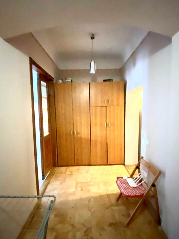 Cozy 1-bedroom apartment in city center near Danylo Halytskyi Square