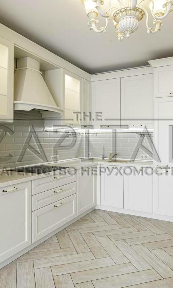 2-Bedroom Apartment in Zlatoustivskyi Complex, Shevchenkivskyi District
