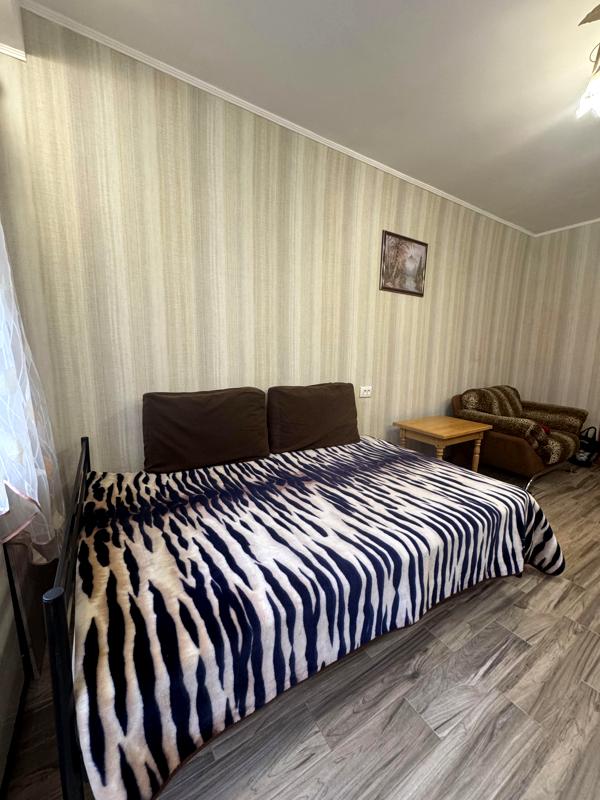 Cozy, Sunny 1-Bedroom Apartment Near Dnipro Embankment