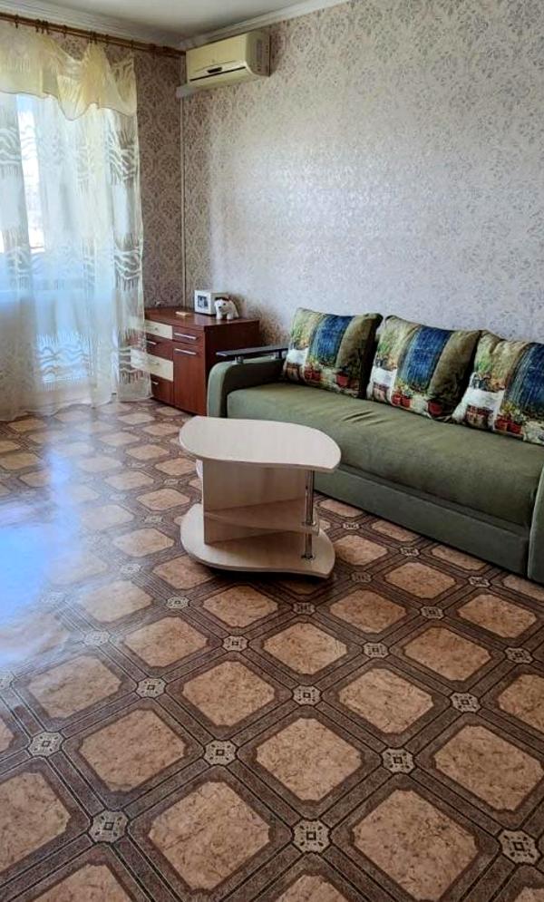 2-Room Apartment near Minska Metro, Spacious Balcony, Fully Equipped