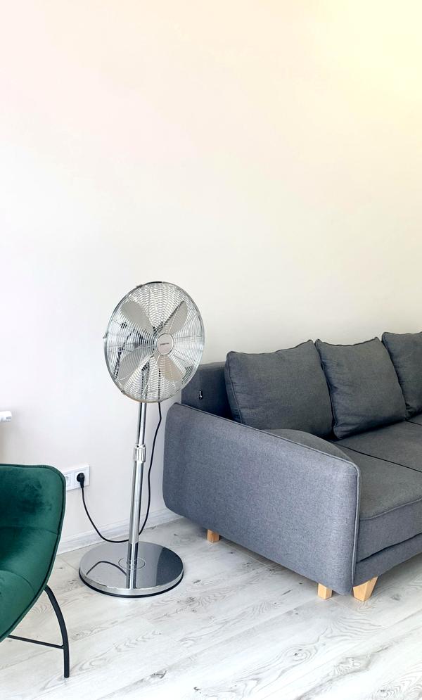 Spacious 2-Room Apartment with Panoramic River View in Kyiv