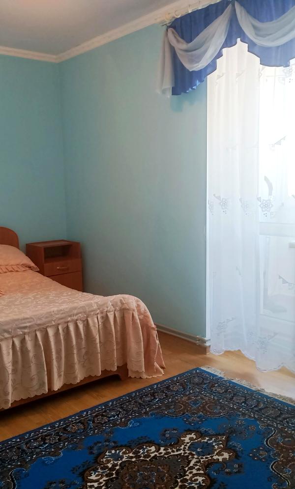 Two-room apartment near market and ATB with good condition and full furnishings