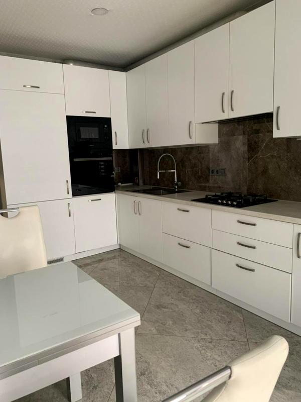 3-Room Apartment in Lviv with Designer Renovation and Modern Amenities
