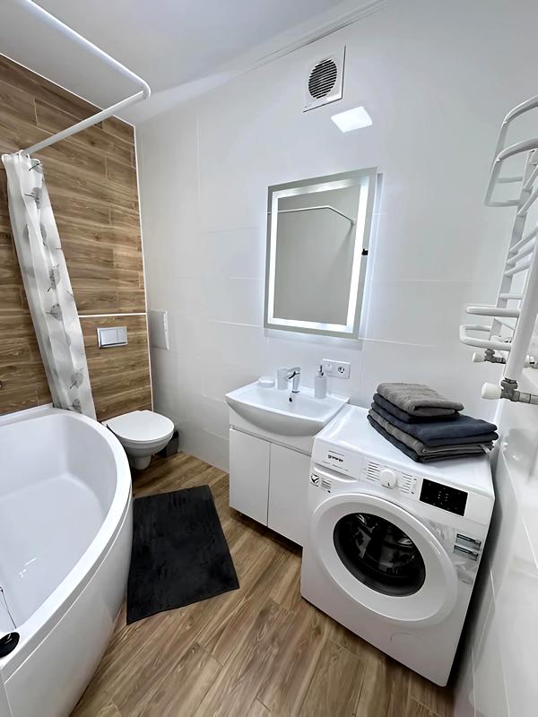 Modern Apartment in City Center with Comprehensive Amenities