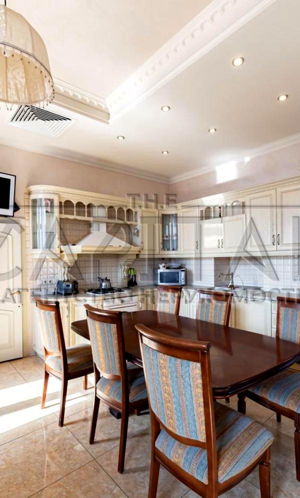 Spacious Two-Level Apartment in Central Location
