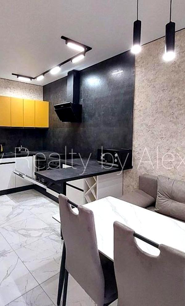 New apartment in the Rodos residential complex with a city view on the 24th floor