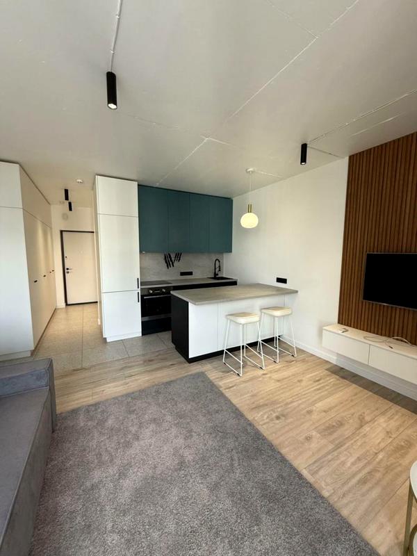 Modern Compact Apartment in Zaryechnyi Complex
