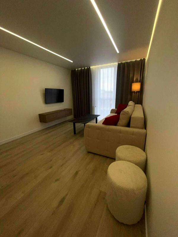 Spacious 2-bedroom apartment in Great Britain residential complex