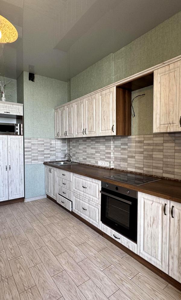 Spacious apartment with sea view in French Quarter Complex
