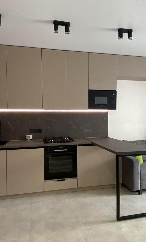 Stylish 1-Bedroom Apartment in Safe Town Complex