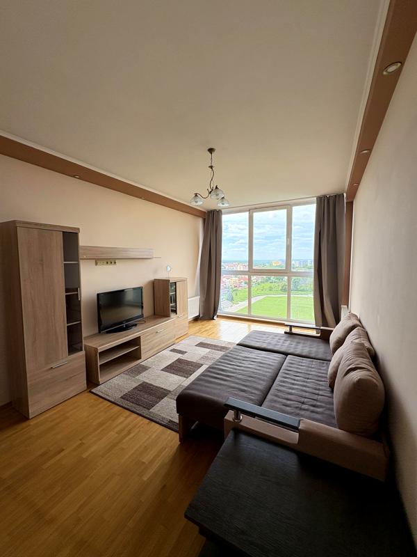 1-Bedroom Apartment with Panoramic Stadium View