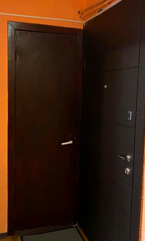 Fully Renovated Room in Shared Apartment with Private Bathroom and Shower