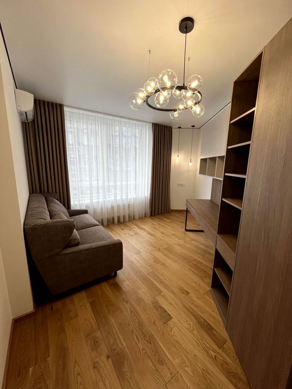 2-Room Apartment in New Residential Complex on Dnipro Riverbank