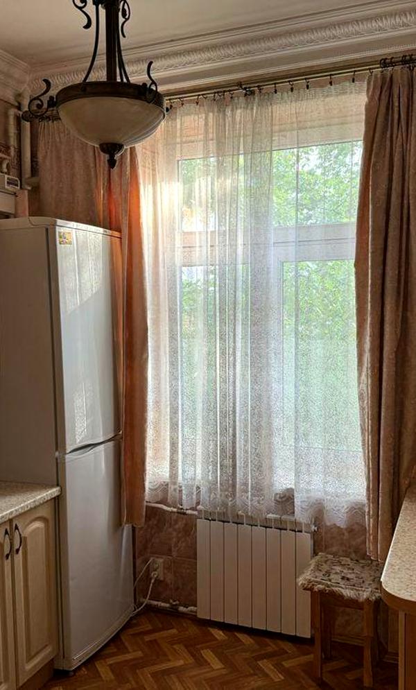 Cozy Apartment Near Holosiyivska Metro, Fully Furnished