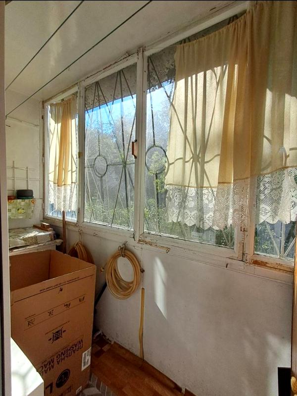 3-Room Apartment near Malinovskogo/Kosmonavtov, Fully Furnished