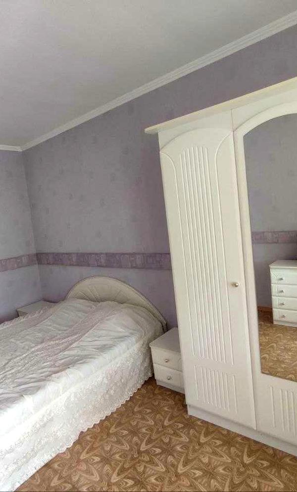 2-Room Apartment near Poznyaki Metro, Fully Equipped