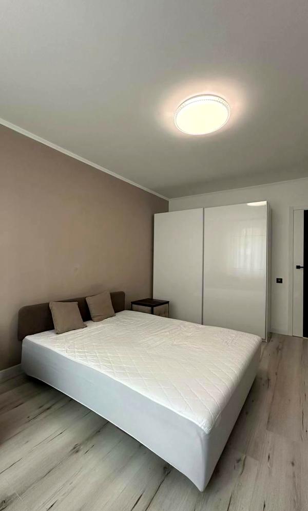 1-Room Apartment in New Building on Hlynianskyi Tract