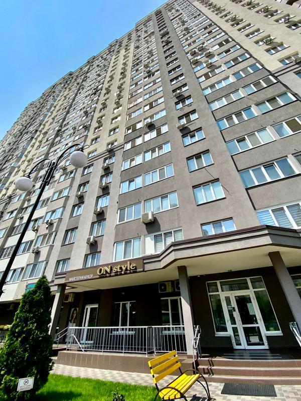 Cozy 1-Bedroom Apartment in Brovary with Modern Amenities