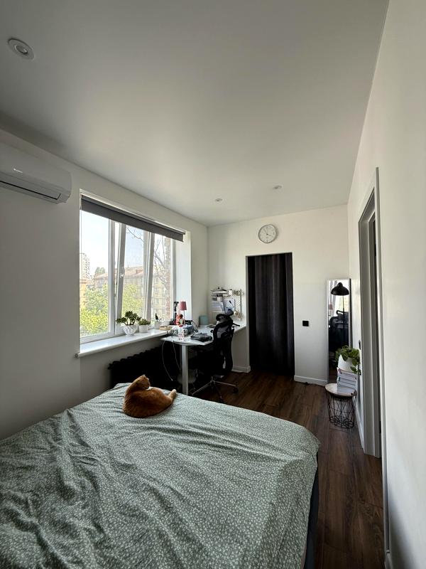Cozy Bright 2-Room Apartment with Balcony and Modern Design