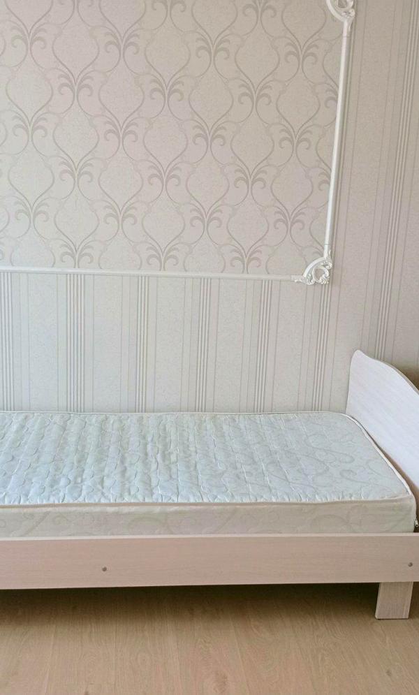 Two-bedroom apartment in Sofiyivsky Passage complex